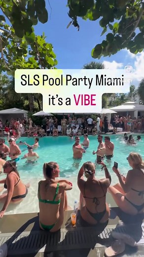 SLS Pool Party Miami🌴👙💦⛱️ #saturday #southbeach #miami #slspoolparty #slsmiami #poolparty #dayparty #daydrinking #vacation #girlstrip #miamibeach #miamilife #miamilifestyle #miamiflorida #miamievents