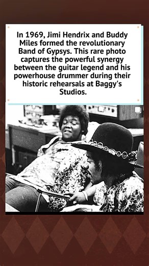 Jimi Hendrix and Buddy Miles: Band of Gypsys (1969) 🎸🥁
