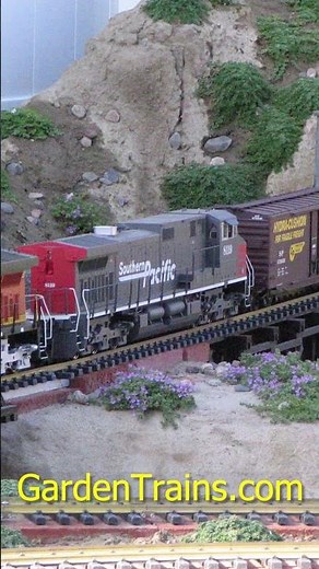 #32 - Gardening Goes Loco: Weekly Garden Train Pics for Enthusiasts