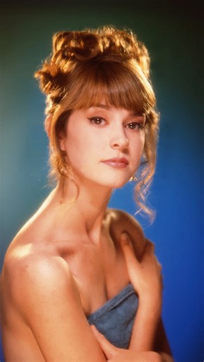 KLSX Music Videos | April March • Laisse tomber les filles (1995) #indiepop #yeye #surfrock #aprilmarch #🇺🇸 April March’s 1995 cover of “Laisse tomber les... | Instagram