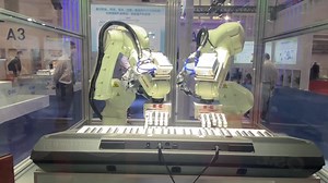 【로봇대회에서 선보인 '만능'의 로봇팔】 *Universal manipulator unveiled at the World Robot competition. | 차이나 스토리 China Story