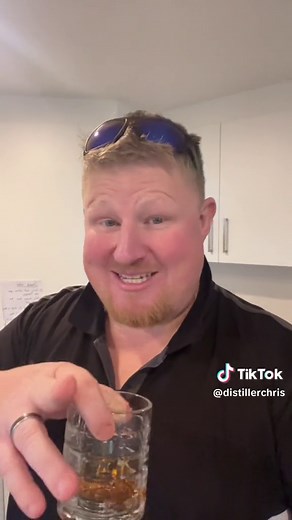 How to Order Whiskey Like a Pro: Tips for Choosing and Enjoying Your Whiskey