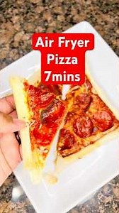 Crispy Air Fryer Pepperoni Pizza in Under 10 Minutes 🍕 #pizzalover