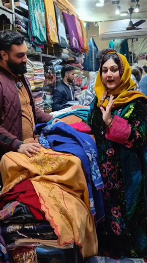Missbaworldvlogs on Instagram: "Cutwork Viral Pheran .... @lal_dayal_garments #explorepage #foryoupage #trending #fyp"