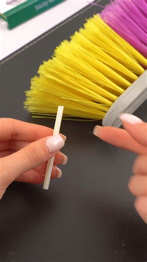 2.8K views | Easy needle threading trick  This video was produced by Network Media and Aoos Media | Simple Stories | Facebook