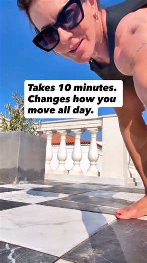 Legs feeling heavy or stiff? Bad knees slowing you down? This one’s for every woman over 50 who wants stronger, happier knees and legs that actually move with ease. I walked all over Greece — endless steps, steep streets, and way too many stairs. My knees were done… until I did this quick 10-minute reset. 🦵✨ No equipment. Just real relief. This is perfect after long walks, flights, or a day on your feet. Save this one — your knees will thank you later. 💪 1.Standing leg extension 8 Reps each le
