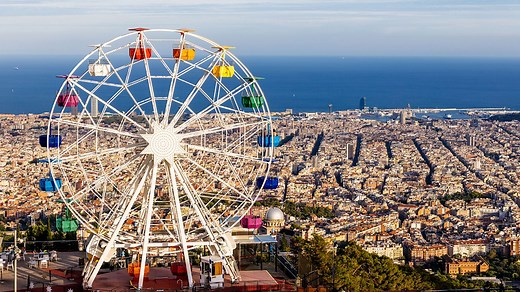 What is line symmetry and rotational symmetry? - BBC Bitesize