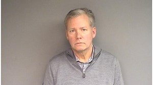 Arrest warrant out for 'To Catch a Predator' host Chris Hansen