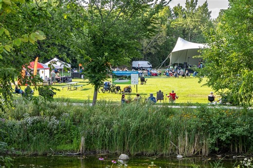 Living in Delafield, WI