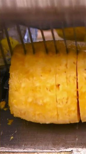 Slicing and Dicing Pineapples | How It's Made | Science Channel