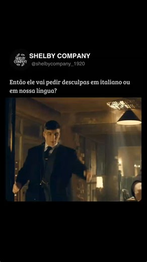 SHELBY COMPANY on Instagram: ""Então ele vai pedir desculpas em italiano ou em nossa língua?" Tommy Shelby com aquela frieza implacável, deixando claro que desculpas não resolvem nada no mundo dos Peaky. Essa cena contra os Changretta é tensão pura! Qual vingança dos Shelby você acha que foi a mais épica? Comenta aqui embaixo! 👑⚔️ Siga @shelbycompany_1920 para mais frases geladas e vibes Peaky Blinders todos os dias! 💼 . . . . . . #peakyblinders #thomasshelby #shelbycompany #tommyhelby #1920s"