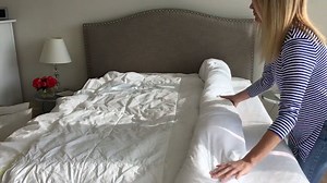 3.9M views · 533 reactions | The EASY duvet cover trick most people...