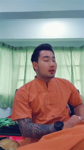 Engaging Hand Movements and Expression Techniques