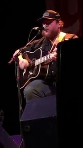 Unreleased songs from Luke Combs going viral