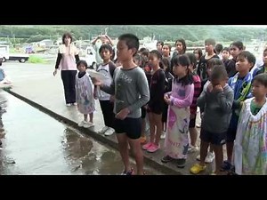 種子島の学校活動：住吉小学校出前授業魚のつかみ取りとさばき方体験活動
