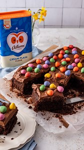 We’re thrilled to kick off our Easter Recipe Series in collaboration with I Love Cooking ! Over the next few days, we’ll be sharing a selection of delightful Easter recipes for you to try, finishing off with an exciting competition you won’t want to miss. 🐰First up in our series is our Easter Chocolate Fudge Traybake! This indulgent treat features a rich chocolate sponge topped with a luscious chocolate fudge frosting—perfect for satisfying your sweet tooth this Easter. 🐣 Recipe: https://odlum