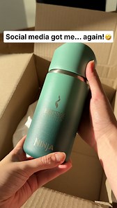 Fresh, hot coffee you can sip straight away? Yes please. The Ninja Sip Perfect Bottle cools hot drinks quickly and keeps them at the perfect temperature for hours, all in a leakproof, durable stainless steel design. Fits easily into cup holders, gym bags, and busy mornings! Find your perfect bottle today. ☕ Shop now! | Ninja Kitchen Australia