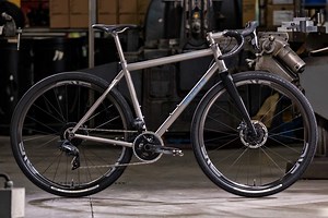 2021 Moots Routt 45, RSL & YBB titanium gravel bike family goes wider & further