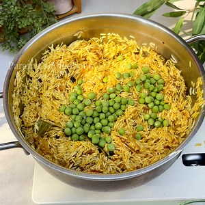 Easy Lunch/Dinner Recipe 😍👌🏻 #recipes #fb #Fyp #Post #facebook #yum #eatingshow #Pulao #Lunch #dinner #lunchtime #lunchrecipes #dinnerideas #biryani #afghani #tomatorice #easyrecipes #indianfood #bangladesh #india #quickrecipes #eggs #chickenpulao #chickenandrice #rice #recipe #bangladeshifood #ricerecipes #indianfood #explorepage | Parama's Foodbook