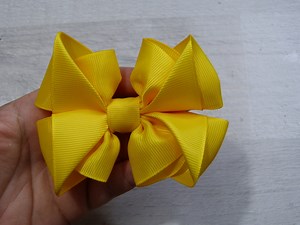 191K views · 1K reactions | Un moño facil de Cinta Gros para el cabello paso a paso #moños #manualidades | Mr. PawHeart | Facebook