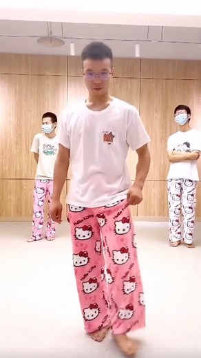 𝑆𝑜𝑓𝑡 𝐺𝑖𝑟𝑙 𝑊𝑒𝑎𝑟 .𖥔 ݁ ˖ on Instagram: "Hello Kitty pants is available now on our website linked in the bio, then you will find it at bottom’s section! ﾐ🎀・◦・ﾐ #hellokitty #hellokittycore #hellokittycollection #hellokittycore #hellokittyaesthetic #hellokittylovers #hellokittyaddicts #hellokittyaddicted #hellokittyaddiction #hellokittyobsessed #hellokittycollectors #hellokittycollections"