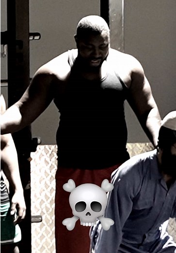 Anatoly's Gym Prank: Can You Hold the Mop Challenge?