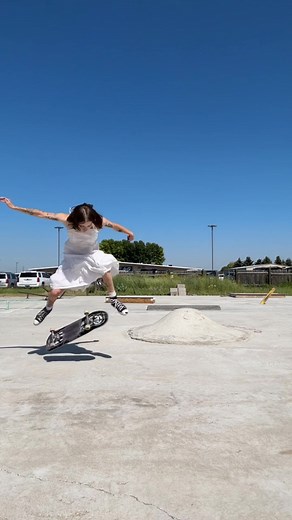 Dolly (@48x32)’s videos with original sound - jacal