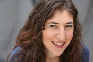 Mayim Bialik: Bio, Height, Weight, Age, Measurements