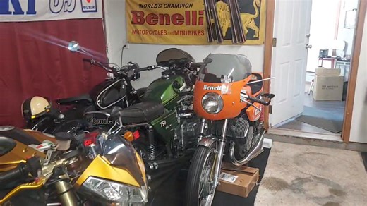 Ariel square four 1000cc. #motorcycles #motorcyclelife #thatmotorcycleguy #vintagemotorcycles | L.A.Nik