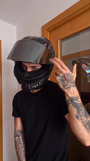 318K views · 50K reactions | ¿Dónde te paso a buscar este Halloween? #bikelife #motorcycle #moto #honda #transition #fyp | Arek Sanz | Facebook