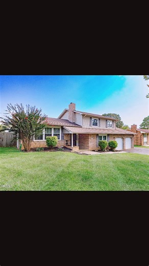 🔗https://www.flexmls.com/share/Cy8xD/228-Hidden-Acres-Road,-Kingsport,-TN-37664 💥This beautiful Tri-level just had a price improvement. Dreamy yard space, great neighborhood in the Rock Springs community, large rooms, dreamy primary suite with fireplace ( or convert this oversized space to bonus room), four bedrooms, three bathrooms, and plenty of room to grow here at 📍228 Hidden Acres in Kingsport, TN. Let’s go see this one together! Lori Fletcher, Conservus Homes 📞423.276.8232 📞423.343.43