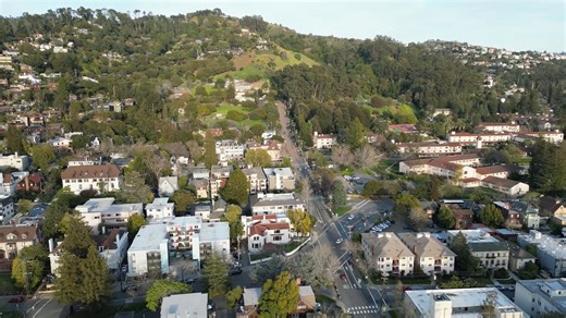 Berkeley: Drone tours California's famous university city