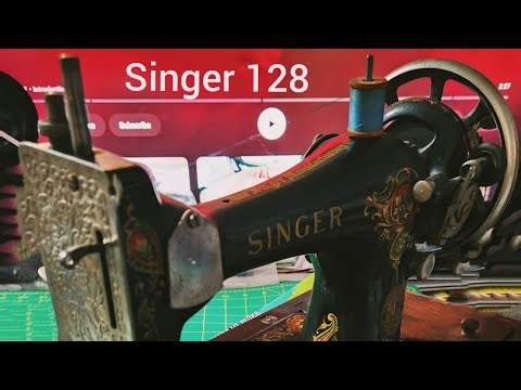 Hand Crank Singer 128, a Beauty from 1921