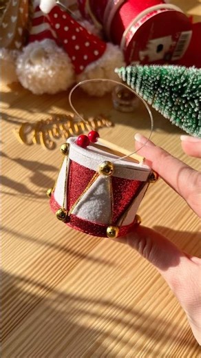 🥁🎄Easy Christmas Crafts: Sparkly Christmas Drum Ornament ✨#shorts