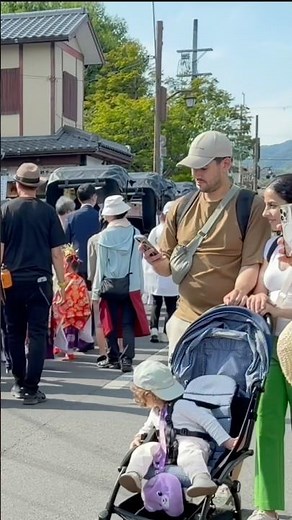 【初めて見た京都】外国人観光客が嵐山のお祭りに大歓喜⁉️ #京都 #観光