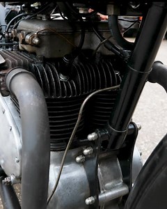 ❤️Patina 4 Cylinder= Pure Emotions❤️ - Ariel 4G Square Four 1948 1000cc 🇬🇧 | Classic Motorcycle