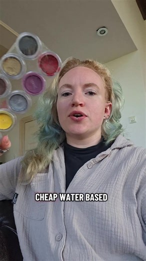 Really simple to be honest, besides the wig this cosplay was all stuff I already owned, I just had to spend some time on painting my arms and face 🙃 Really nice to have an easy time for once, normally it does not go this smooth 😂 #cosplay #makicosplay #makeup #makeup #closetcosplay