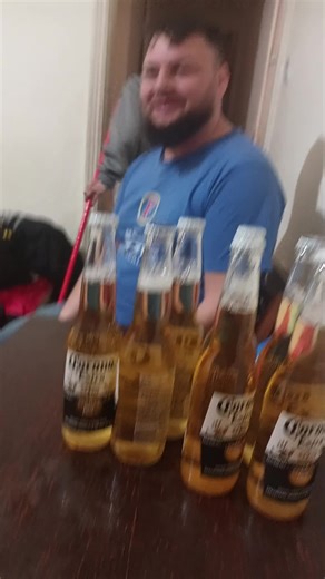 Orest Mihail (@orest297)’s videos with sunet original - GlumeCuCap