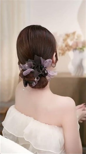 who don't know how to do a bun, come and see! A step-by-step tutorial on how to do a bun.