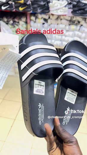 Sandal Adidas Original Disponibles en Pointures 40 à 45
