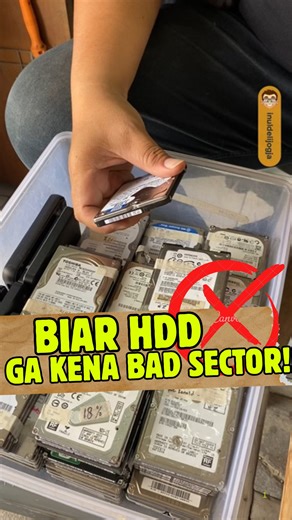 Servis Laptop Jogja on Instagram: "Alesan hdd wajib di eject! Posisi head kalo kamu tiba2 eject bisa. Masi di posisi tengah, belum di nol 🥲 Jadi disarankan sekali kalo HDD di eject ya guys.. 🙌🏻 Kalo ada keluhan laptop, bisa chat teknisi yaa WA : 085643450503 (link di Bio) #inuldelijogja #servislaptopjogja #laptopjogja #jasaupgradelaptop #tipslaptop #tipswindows #hdd #ejectsafely"