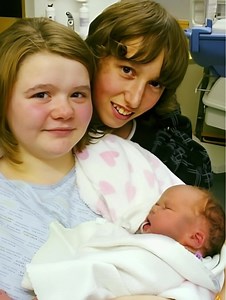 51K views · 104 reactions | “Britain’s youngest mom — look at her now!”  She gave birth at 14, and no one expected this kind of glow-up. The photo with her firstborn today is unreal. See it in the comments below  | Interesting to know | Facebook