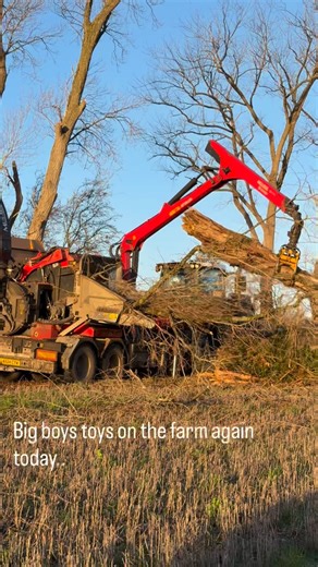 Harry Metcalfe on Instagram: "#monster #woodchipper"