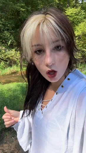 2.1K views · 203 reactions | new batch of rocks for the tumbler  #rocks #rockhound #rocktumbler #creek #explore | Cynbug | Facebook