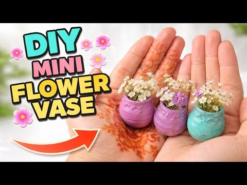 DIY Mini Flower Vase 🌸 | Easy Mini Craft That Looks So Cute!