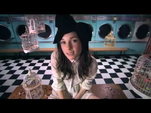 Lisa Mitchell - Coin Laundry [Official Video]