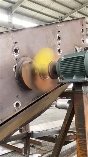 Heavy Motor Used to Move Massive Machines | Powerful Industrial Drive System #engineering