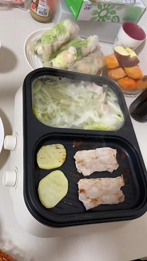 このグリル鍋を今すぐゲットして！ 鍋も焼き料理も同時に楽しめて、めちゃくちゃ便利だよ！#グリル #しゃぶしゃぶ #焼き肉