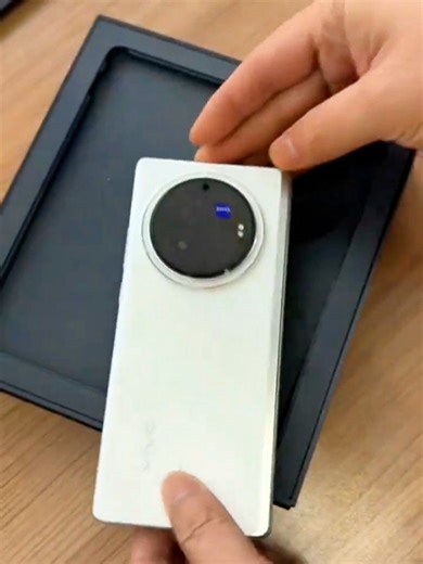 vivo Xfold 3P Armor Magnetic Aramid Fiber Shell Review