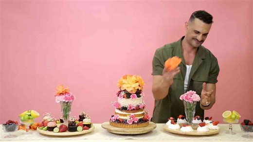 Cake Decorating - Affordable Floral Design with Grocery Finds